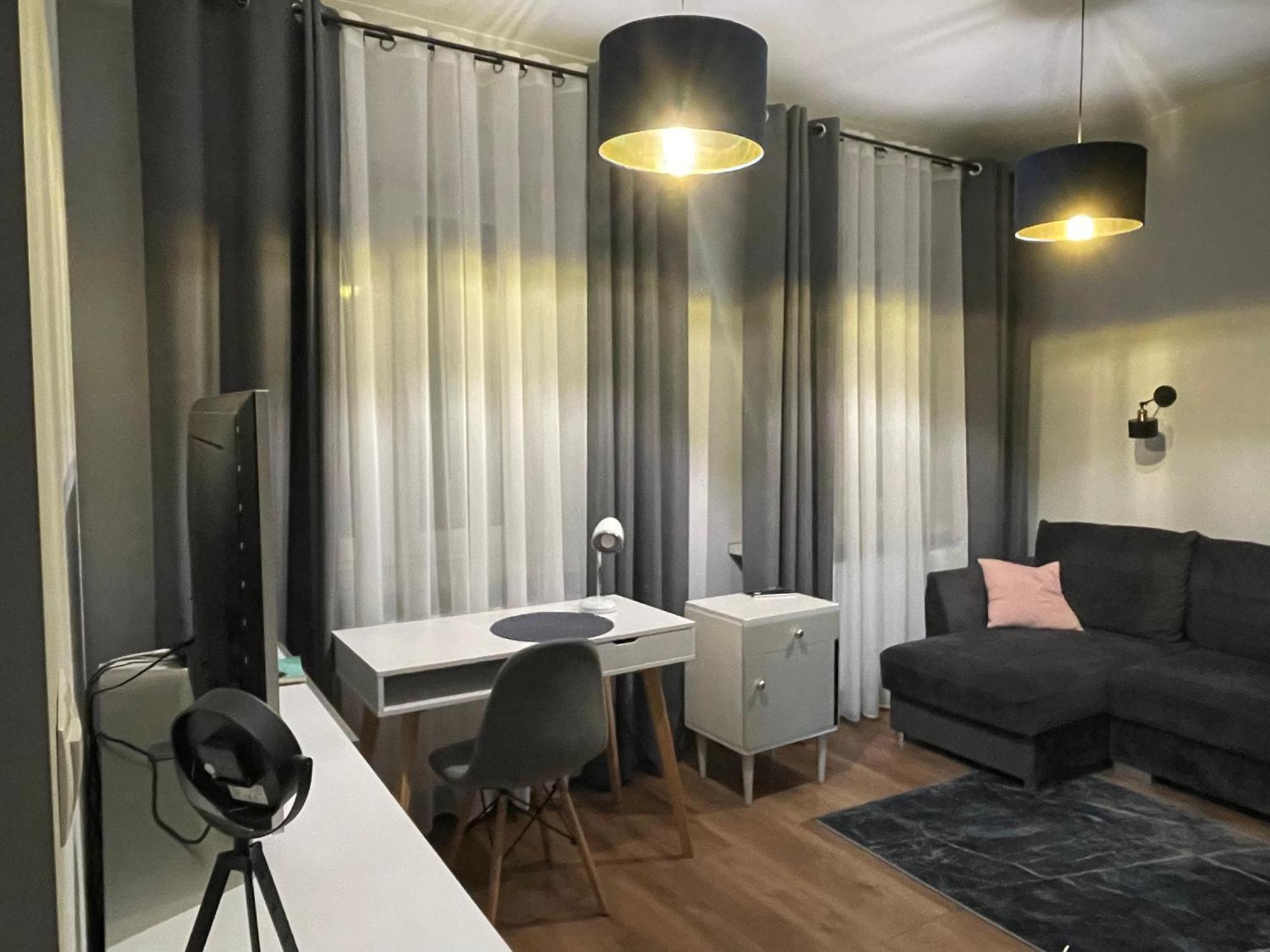 “Apartcalm - Like At Home” - Close To Subway Varşova Dış mekan fotoğraf